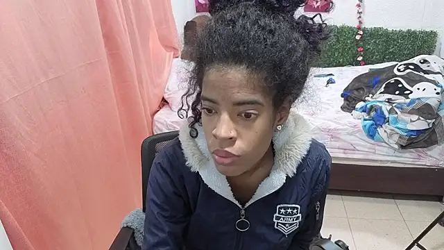 Snapshot of thianahorny chatting on July 2026 01:07:01 PM thianahorny online show from July 2026 01:07:01 PM