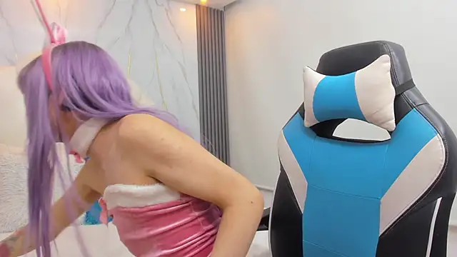 Baby Lannie online show from December 2025 04:18:02 AM