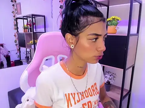 KarlaSlutSkinny   online show from February 2026 08:58:01 PM