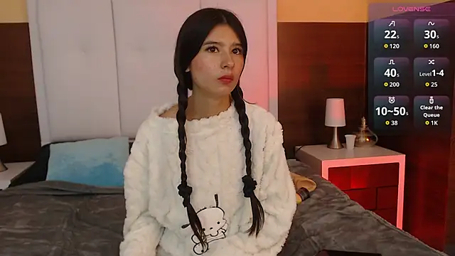 SweetRenata  online show from June 2026 12:38:02 PM