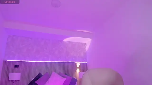 Snapshot of Tathy_miller chatting on November 2025 03:17:01 AM Tathy miller online show from November 2025 03:17:01 AM