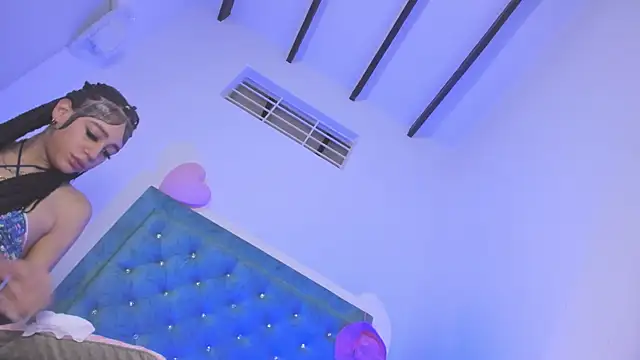 ChocoBunny1 online show from April 2026 07:52:02 PM