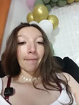 Lucy colee online show from March 2026 04:29:02 PM