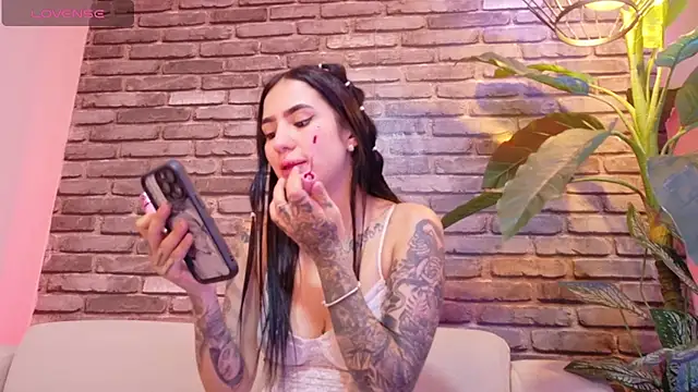 alessia faccheti online show from October 2025 07:34:02 PM