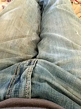 Snapshot of Beastyfuck chatting on November 2025 06:52:02 PM Beastyfuck online show from November 2025 06:52:02 PM