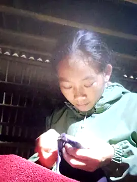 Snapshot of gio-thu chatting on October 2025 02:30:02 AM gio-thu online show from October 2025 02:30:02 AM