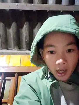 Snapshot of gio-thu chatting on November 2025 07:13:01 PM gio-thu online show from November 2025 07:13:01 PM