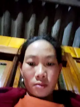 gio-thu online show from December 2025 12:43:01 PM