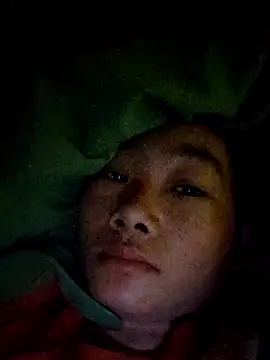 gio-thu online show from December 2025 02:17:01 AM