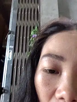 gio-thu online show from April 2026 05:13:01 AM