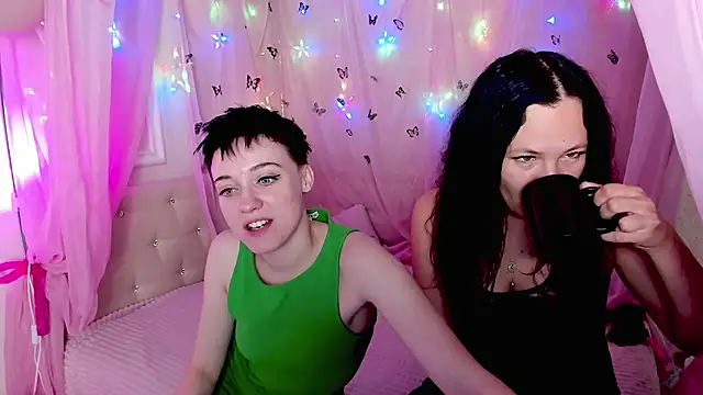 Victoria Panther online show from November 2025 06:00:02 AM