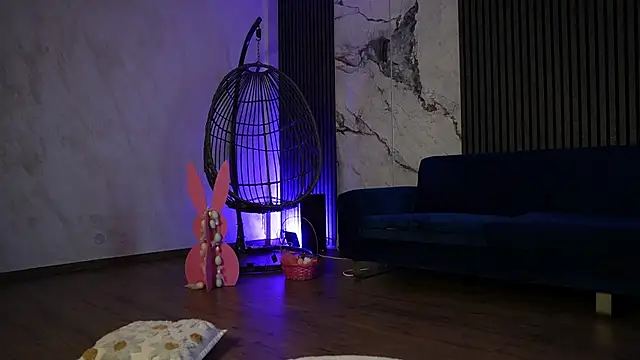 RachelRavee online show from April 2026 04:17:02 AM