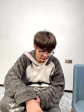 Snapshot of KK-cuteboy chatting on November 2025 11:08:02 AM KK-cuteboy online show from November 2025 11:08:02 AM