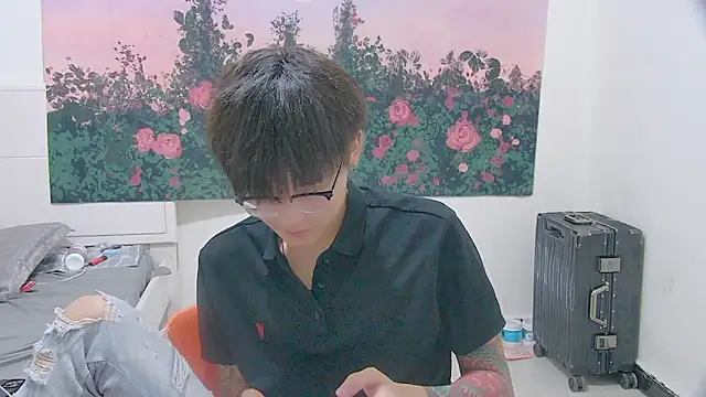 KK-cuteboy online show from June 2026 04:54:01 AM