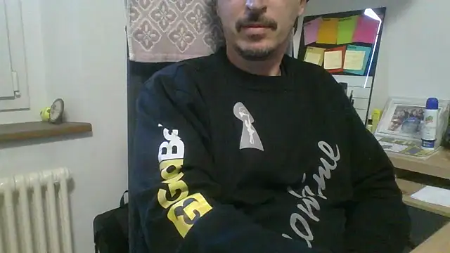 Kawayleo online show from November 2025 02:17:01 PM