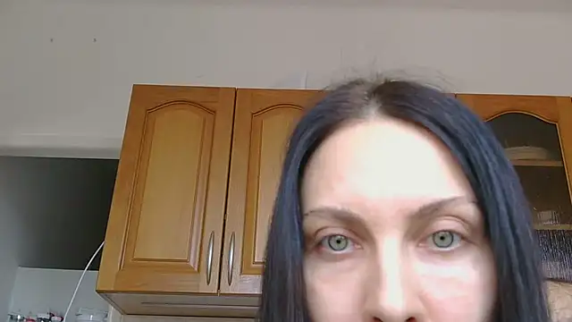 Snapshot of Olivarra chatting on March 2026 11:34:02 AM Olivarra online show from March 2026 11:34:02 AM