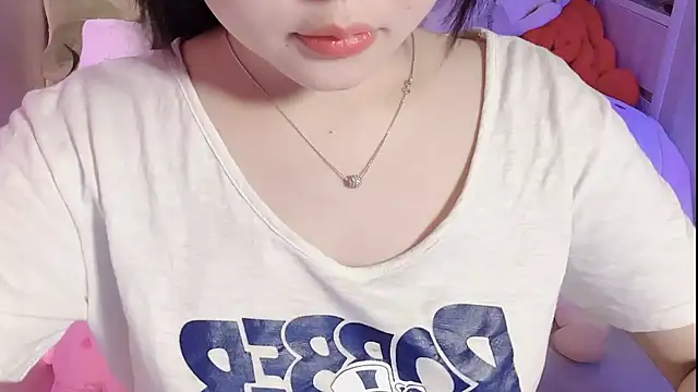 Snapshot of BeChinh_Lee chatting on April 2026 02:48:01 PM BeChinh Lee online show from April 2026 02:48:01 PM