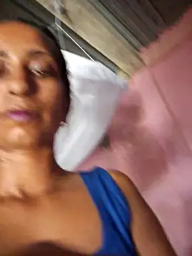 Snapshot of dreamerrrrr1 chatting on October 2025 07:23:01 PM dreamerrrrr1 online show from October 2025 07:23:01 PM