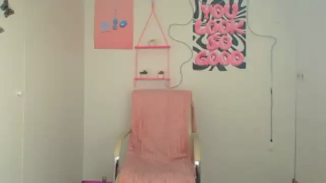 Rosie Rosee online show from April 2026 11:19:01 AM