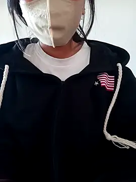 Snapshot of Zerin_nova chatting on November 2025 10:04:01 AM Zerin nova online show from November 2025 10:04:01 AM