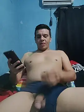 Snapshot of Aturo77 chatting on November 2025 04:12:02 AM Aturo77 online show from November 2025 04:12:02 AM