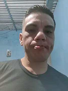 Snapshot of Aturo77 chatting on November 2025 02:47:02 AM Aturo77 online show from November 2025 02:47:02 AM