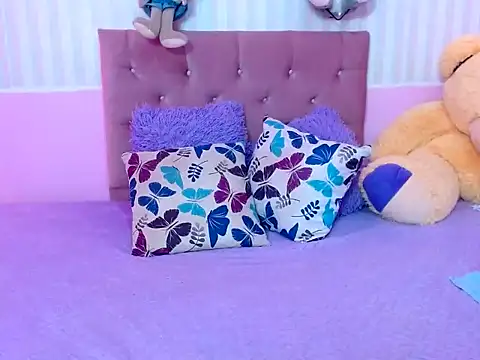 zara cute online show from October 2025 12:05:02 PM