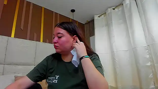 AmbarGills online show from March 2026 12:55:01 PM