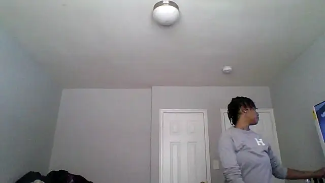 Snapshot of dezzidavill chatting on February 2026 04:11:02 PM dezzidavill online show from February 2026 04:11:02 PM