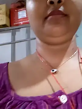 naina5 online show from October 2025 05:57:02 PM