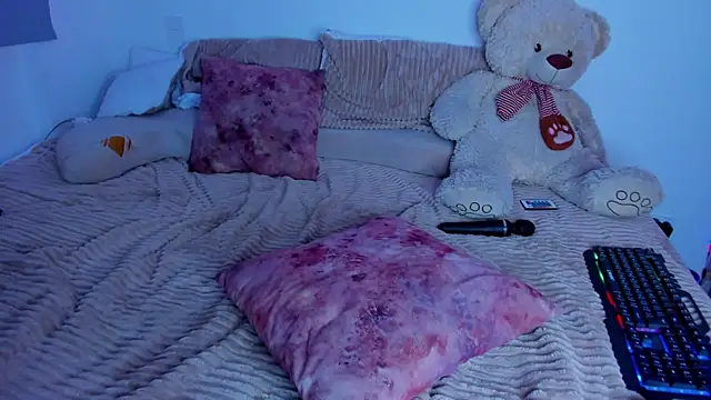 majo gallego online show from November 2025 09:52:02 PM