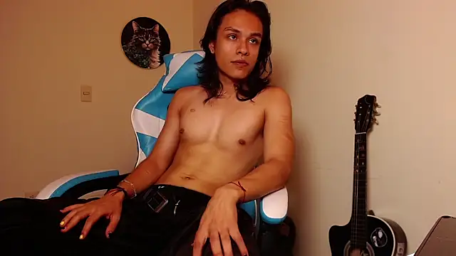 tom 1945 online show from October 2025 04:01:02 AM