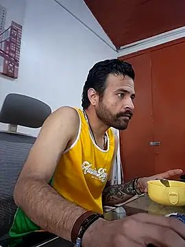 Nateskp 1 online show from October 2025 04:22:01 PM