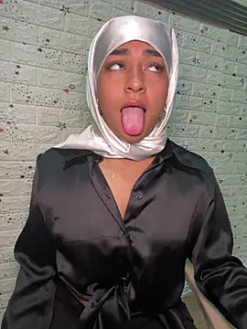 CelestSkyy online show from November 2025 03:15:01 AM