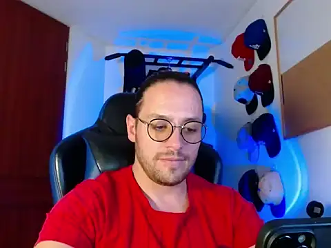 Snapshot of kurt_xx chatting on November 2025 01:58:02 AM kurt xx online show from November 2025 01:58:02 AM