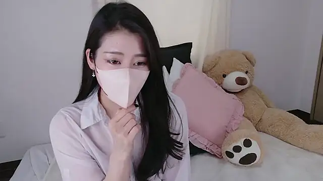 Ran 2323 online show from December 2025 01:54:02 AM