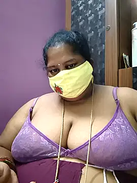 Snapshot of sweetrevathi chatting on October 2025 10:10:01 AM sweetrevathi online show from October 2025 10:10:01 AM