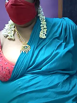 Snapshot of sweetrevathi chatting on October 2025 05:17:01 PM sweetrevathi online show from October 2025 05:17:01 PM