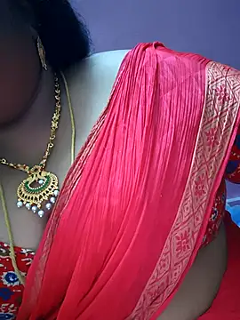 Snapshot of sweetrevathi chatting on October 2025 04:20:02 PM sweetrevathi online show from October 2025 04:20:02 PM