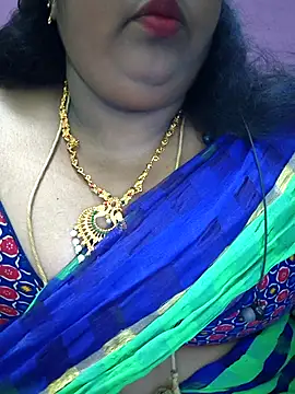 Snapshot of sweetrevathi chatting on November 2025 05:11:01 PM sweetrevathi online show from November 2025 05:11:01 PM