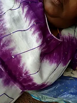 Snapshot of sweetrevathi chatting on November 2025 09:19:02 AM sweetrevathi online show from November 2025 09:19:02 AM