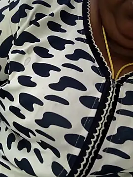 Snapshot of sweetrevathi chatting on November 2025 09:20:01 AM sweetrevathi online show from November 2025 09:20:01 AM