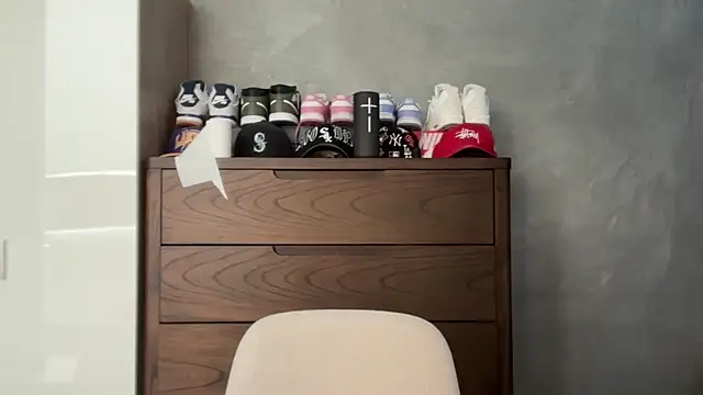 itssosierra online show from April 2026 01:28:01 AM