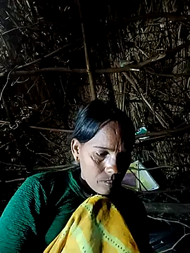 Snapshot of Cutsedi3 chatting on October 2025 11:26:02 PM Cutsedi3 online show from October 2025 11:26:02 PM