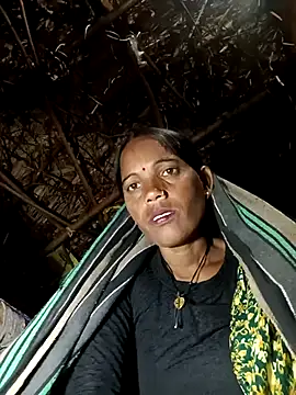 Snapshot of Cutsedi3 chatting on November 2025 10:10:02 PM Cutsedi3 online show from November 2025 10:10:02 PM