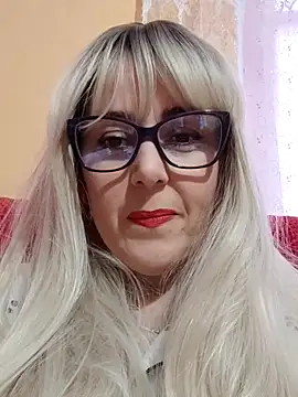 Snapshot of Amelialove42 chatting on November 2025 08:02:02 AM Amelialove42 online show from November 2025 08:02:02 AM