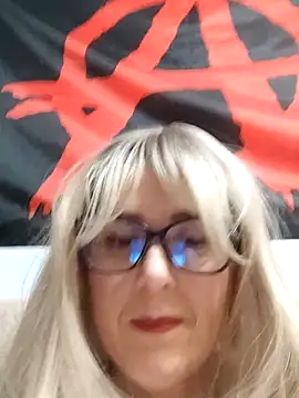 Snapshot of Amelialove42 chatting on November 2025 07:02:02 PM Amelialove42 online show from November 2025 07:02:02 PM