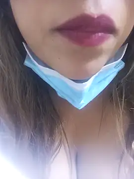 Snapshot of FATIFATIMOROC chatting on November 2025 10:15:01 AM FATIFATIMOROC online show from November 2025 10:15:01 AM