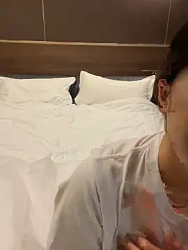 Snapshot of zhenzhen666 chatting on November 2025 12:40:02 PM zhenzhen666 online show from November 2025 12:40:02 PM