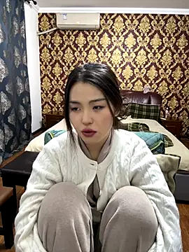 Snapshot of zhenzhen666 chatting on November 2025 01:56:02 PM zhenzhen666 online show from November 2025 01:56:02 PM